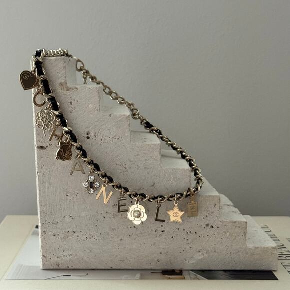 CHANEL Gold Chainlink Black Leather Embellished Camellia Charm CC Logo Necklace - Picture 8 of 9